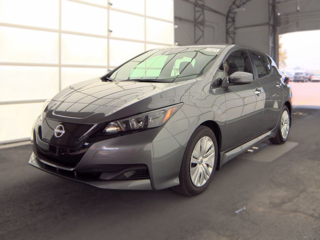 2025 NISSAN S