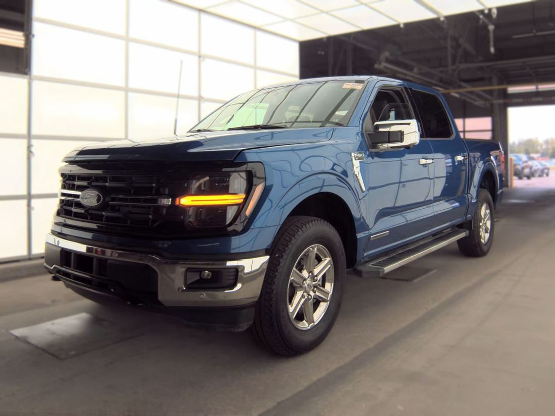 2024 FORD XLT