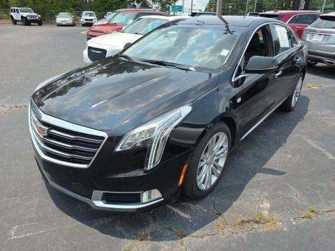 2019 Cadillac Luxury