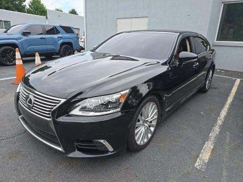 2017 Lexus UVF46L