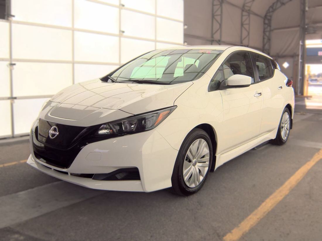 2025 NISSAN S