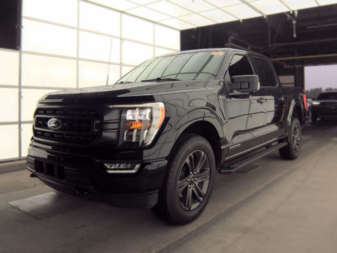 2023 FORD SuperCrew