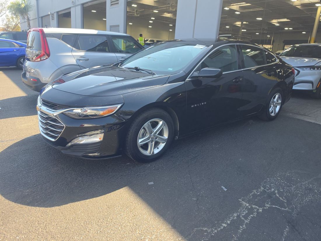 2023 CHEVROLET LT (1LT)