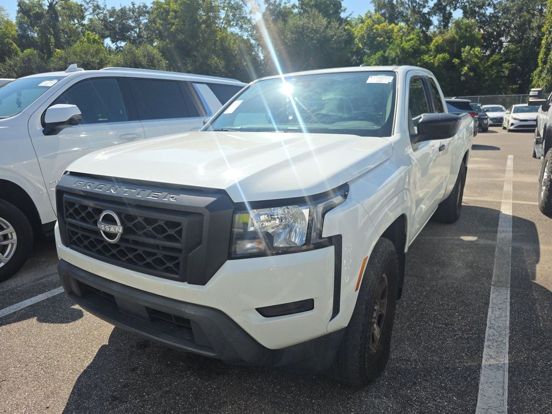 2022 NISSAN King Cab