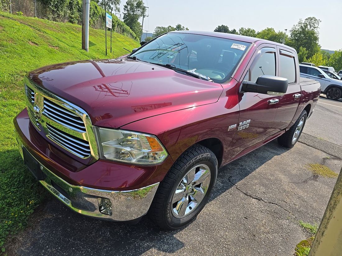 2016 RAM SLT
