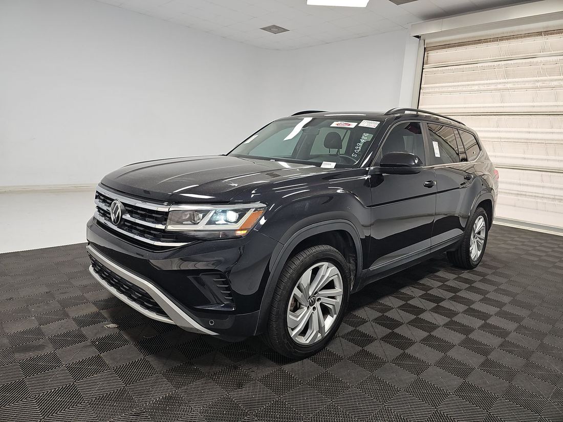 2022 VOLKSWAGEN SE w/ Tech