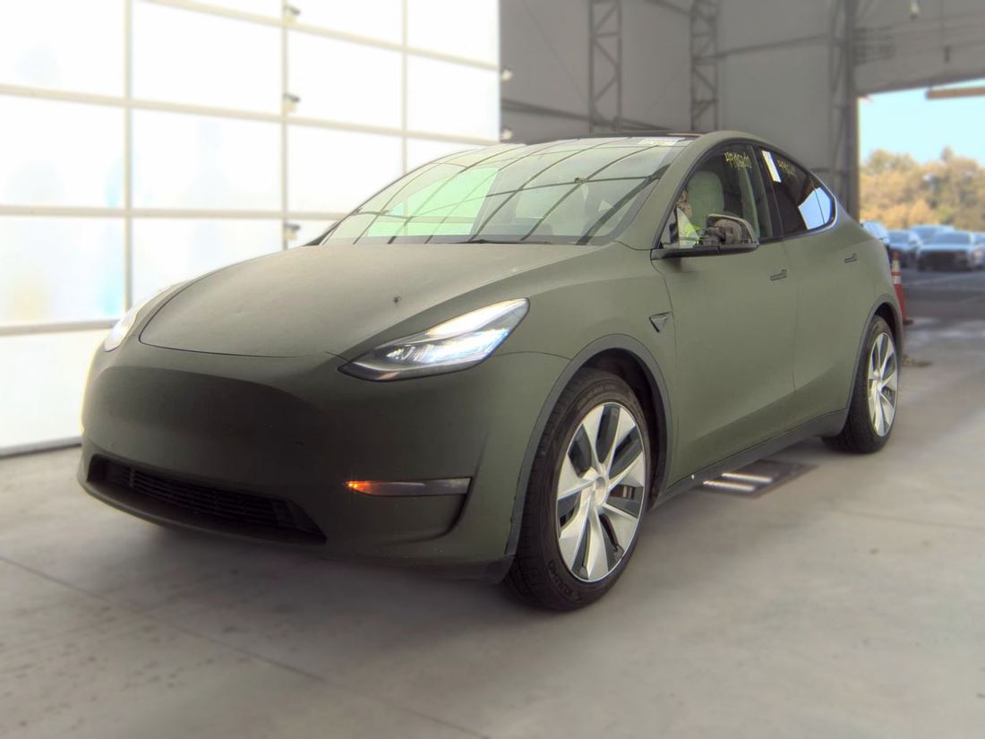 2021 TESLA Model Y