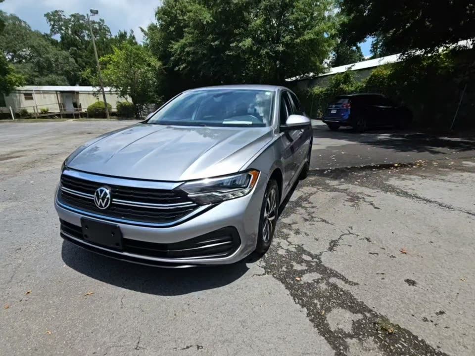 2022 Volkswagen S