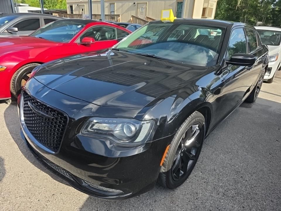 2022 Chrysler LX