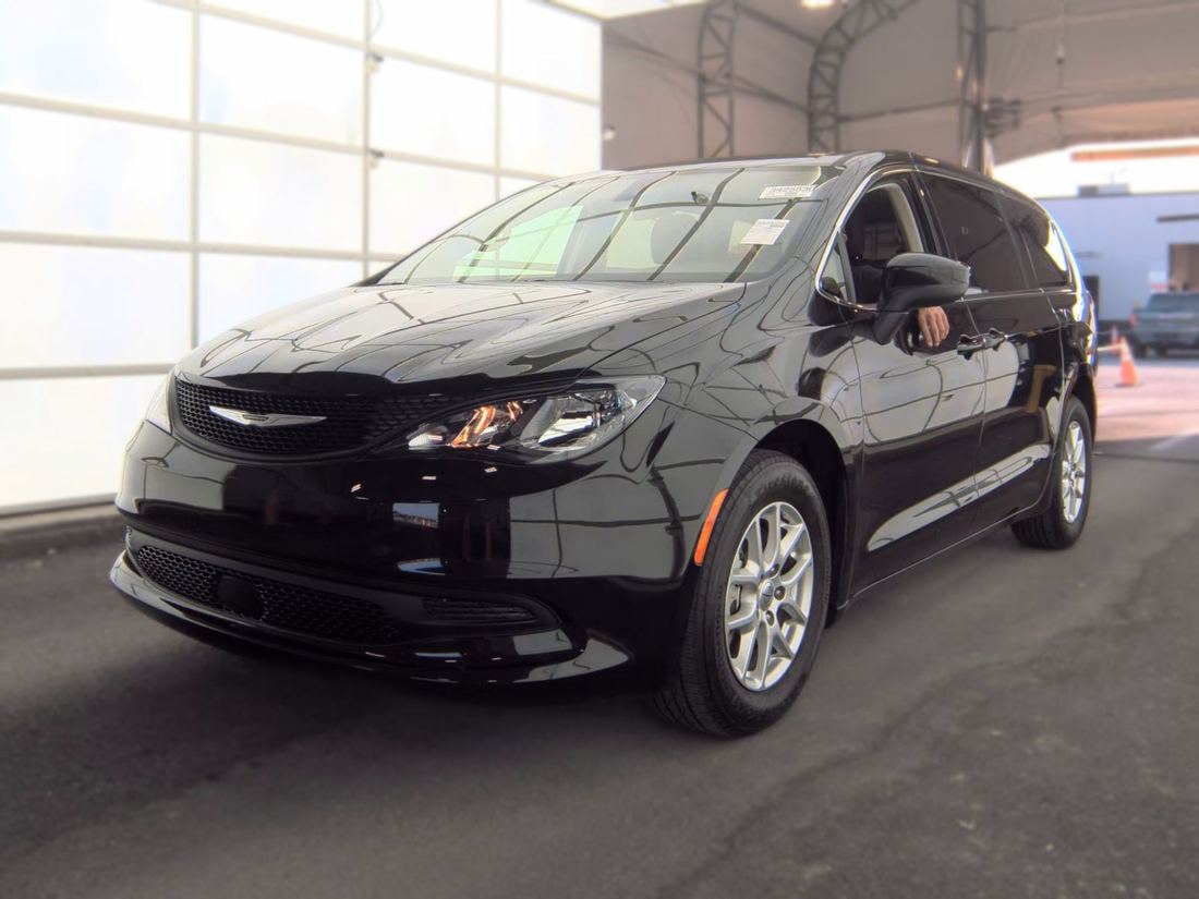 2022 Chrysler LX