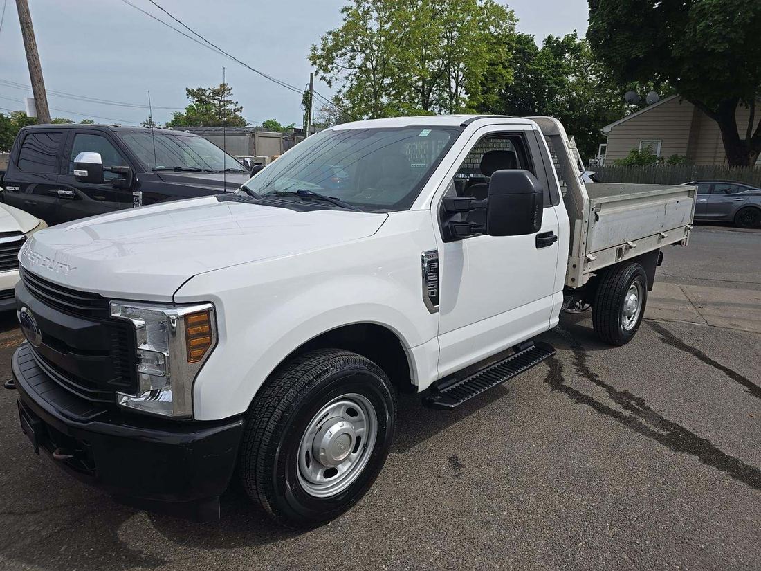 2018 Ford Super Duty - Single Rear Wheel
