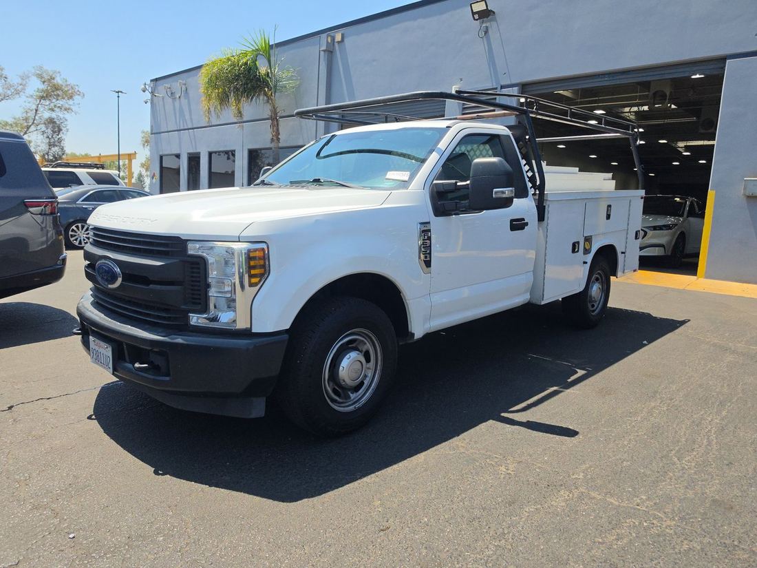 2019 FORD Super Duty - Single Rear Wheel