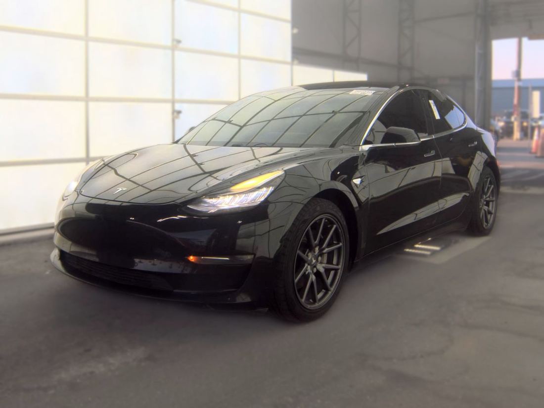 2018 TESLA Model 3