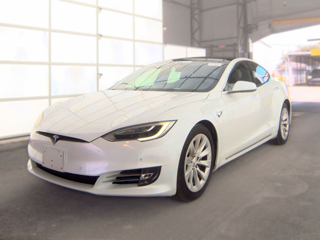 2016 TESLA Model S