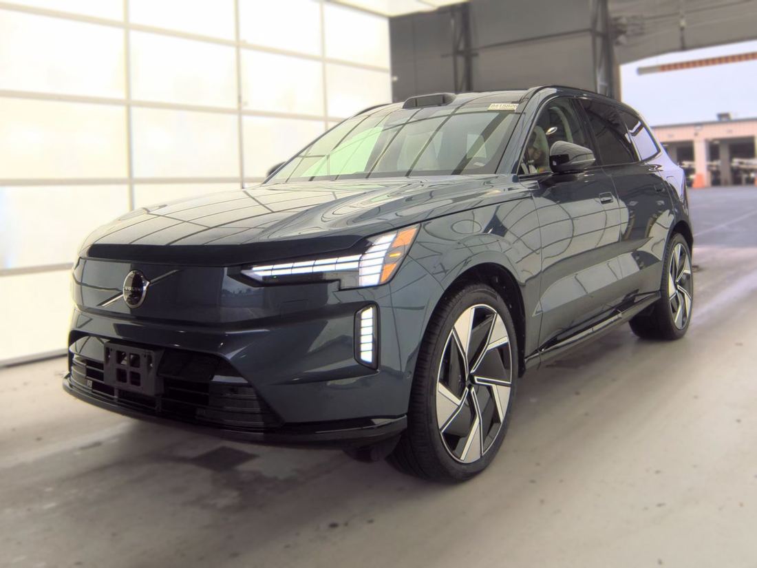 2025 VOLVO Ultra