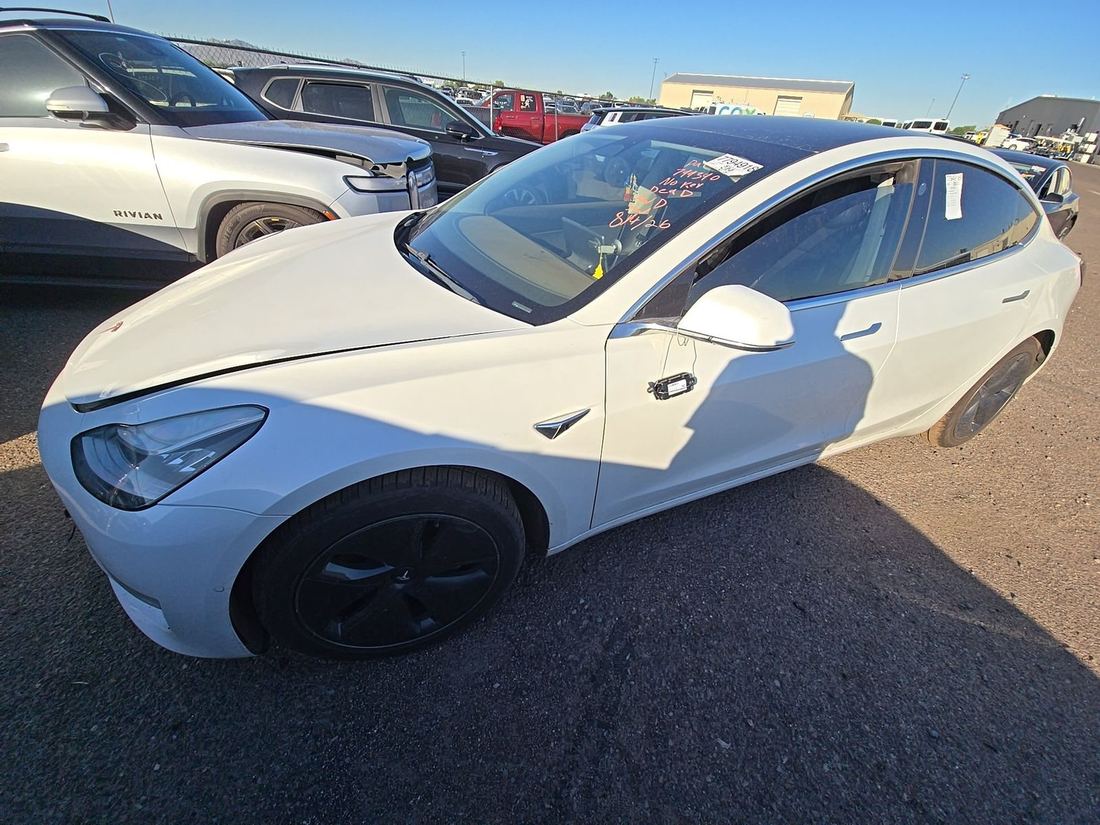 2020 TESLA Model 3