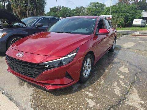 2022 Hyundai SE