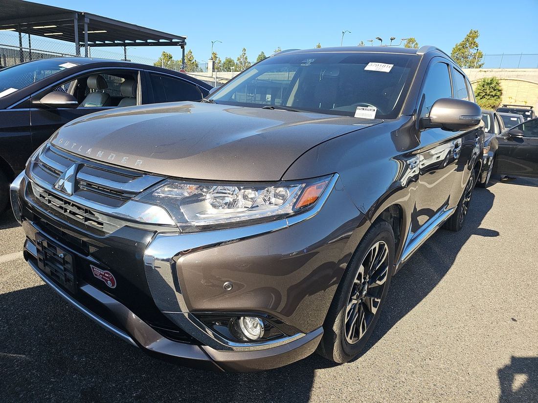 2018 MITSUBISHI Outlander