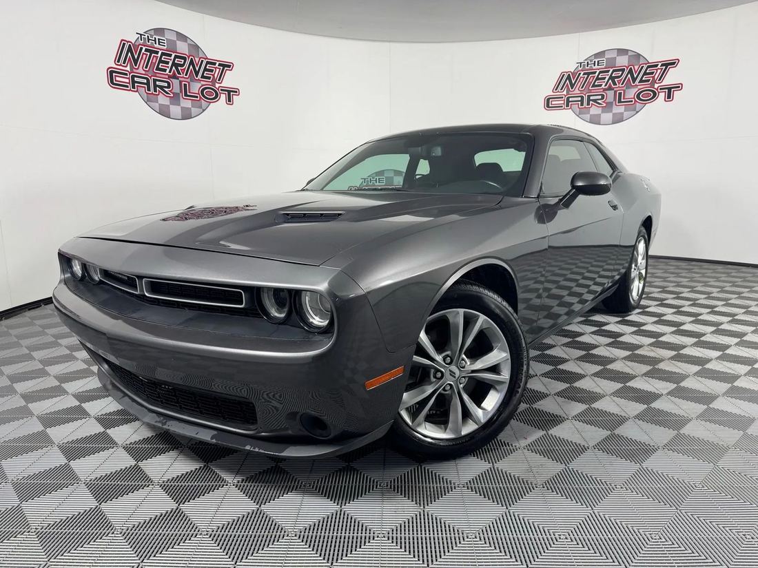 2021 Dodge SXT