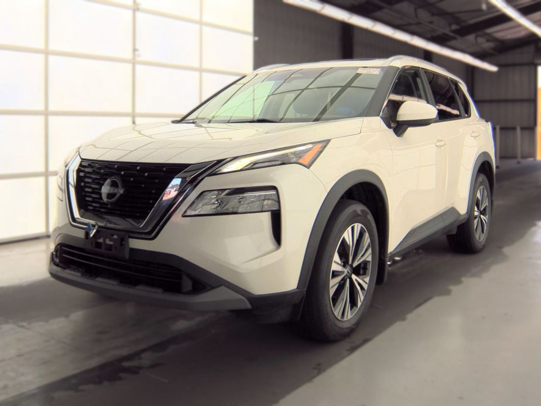 2023 Nissan SV