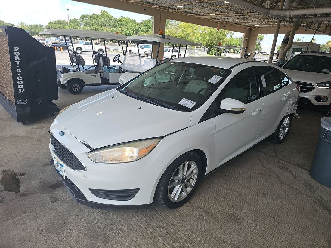 2016 Ford SE
