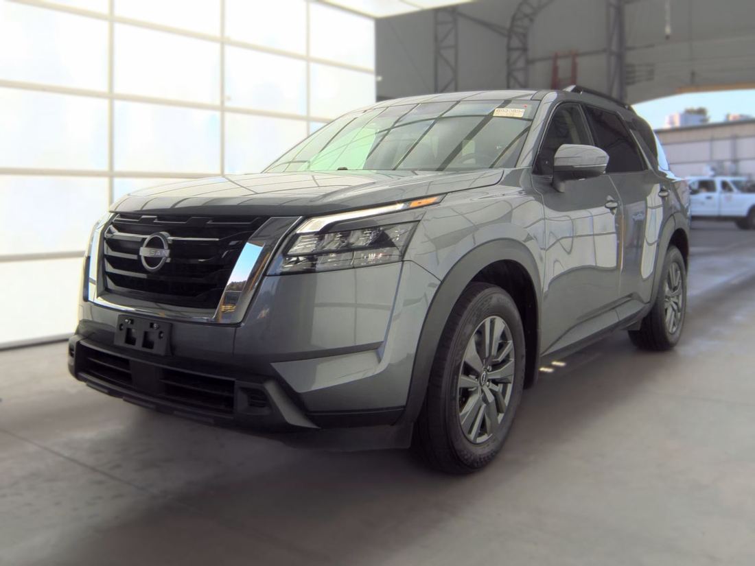 2024 NISSAN SV