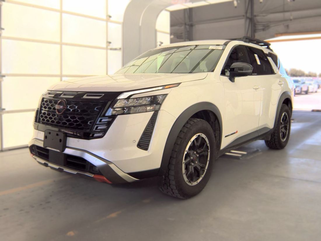 2026 NISSAN SV