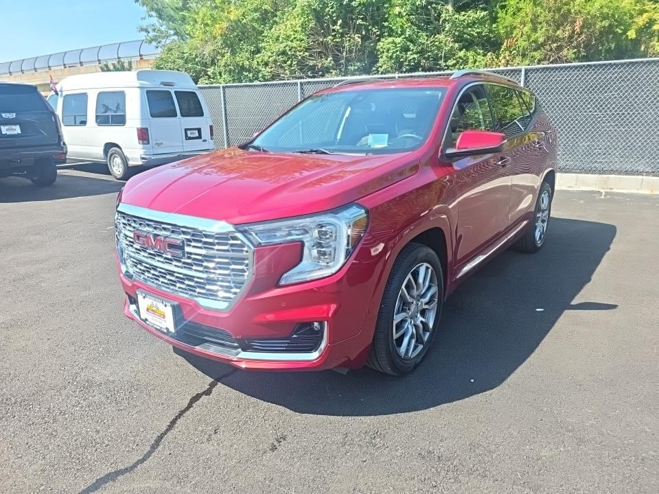 2023 GMC Denali
