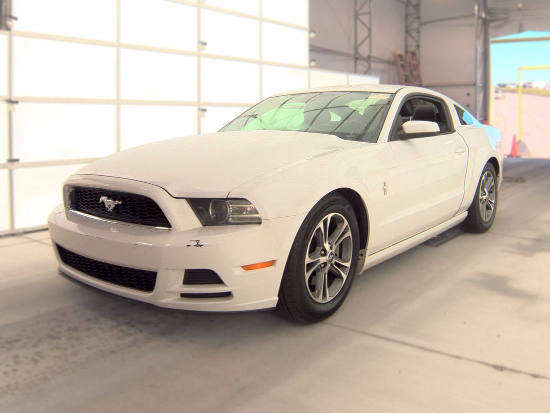 2014 FORD V6 Coupe