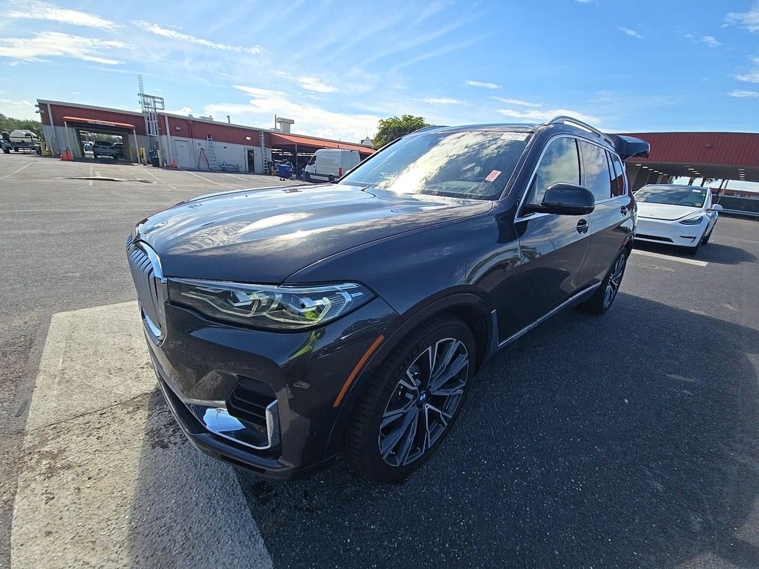 2022 BMW xDrive40i