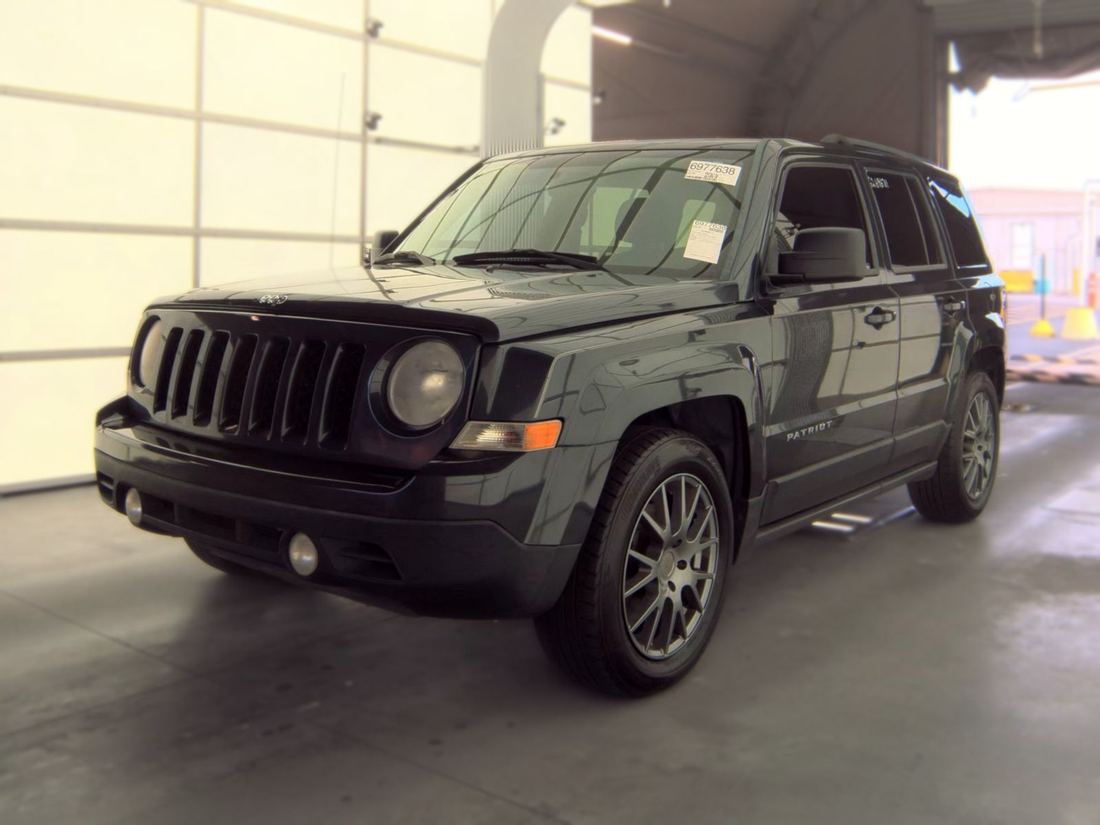 2014 JEEP Sport