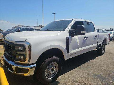 2024 Ford F-Series Super Duty-Single Rear Wheels