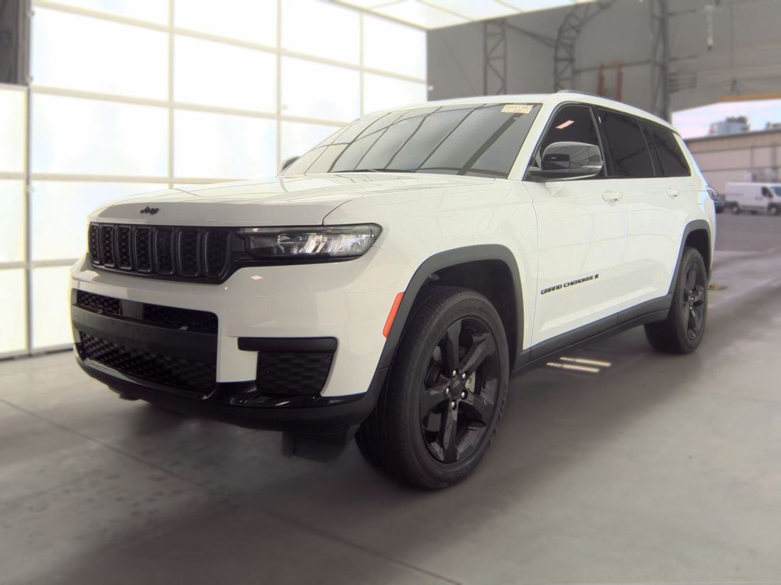 2023 JEEP Laredo, Altitude