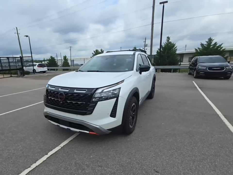 2026 Nissan SV