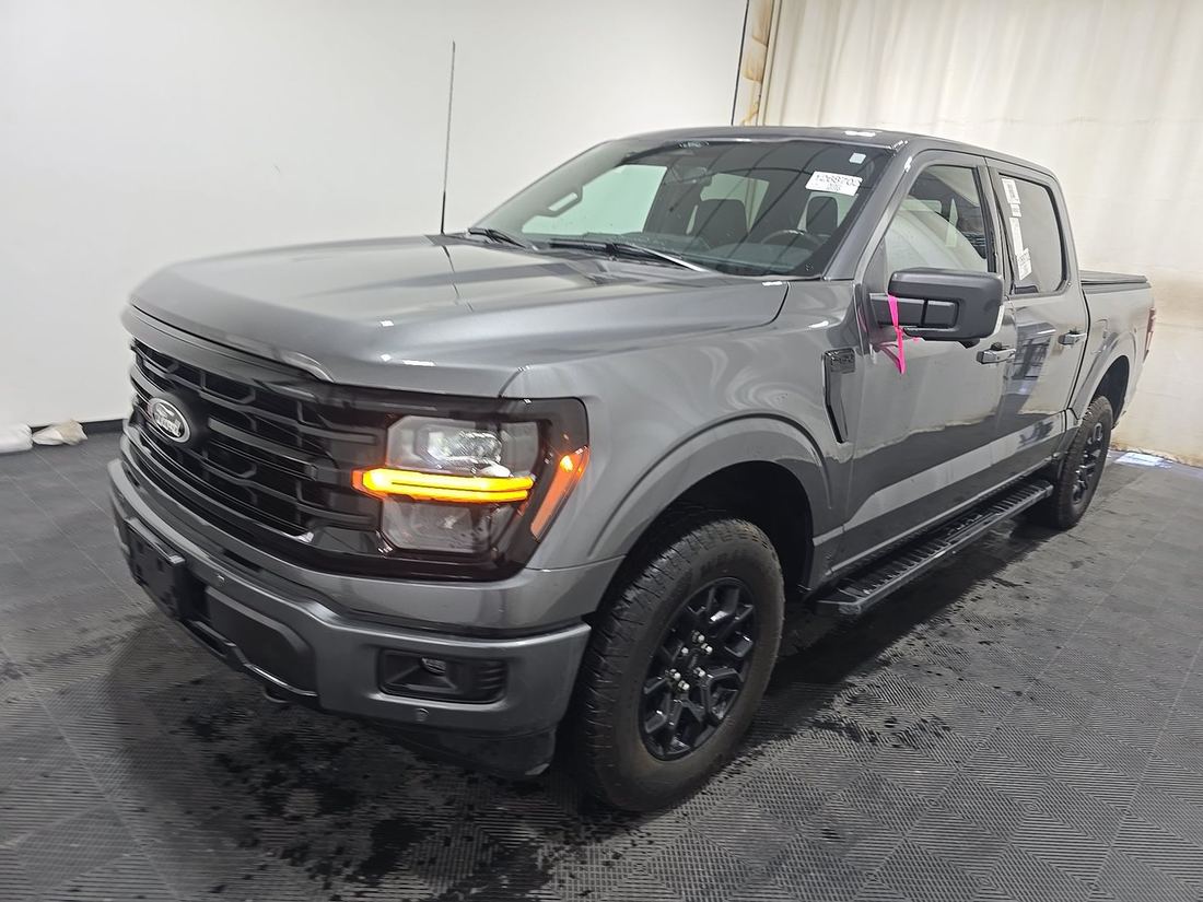 2024 FORD XLT