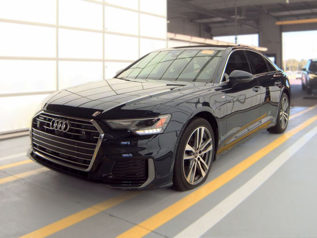 2023 AUDI quattro Premium Plus