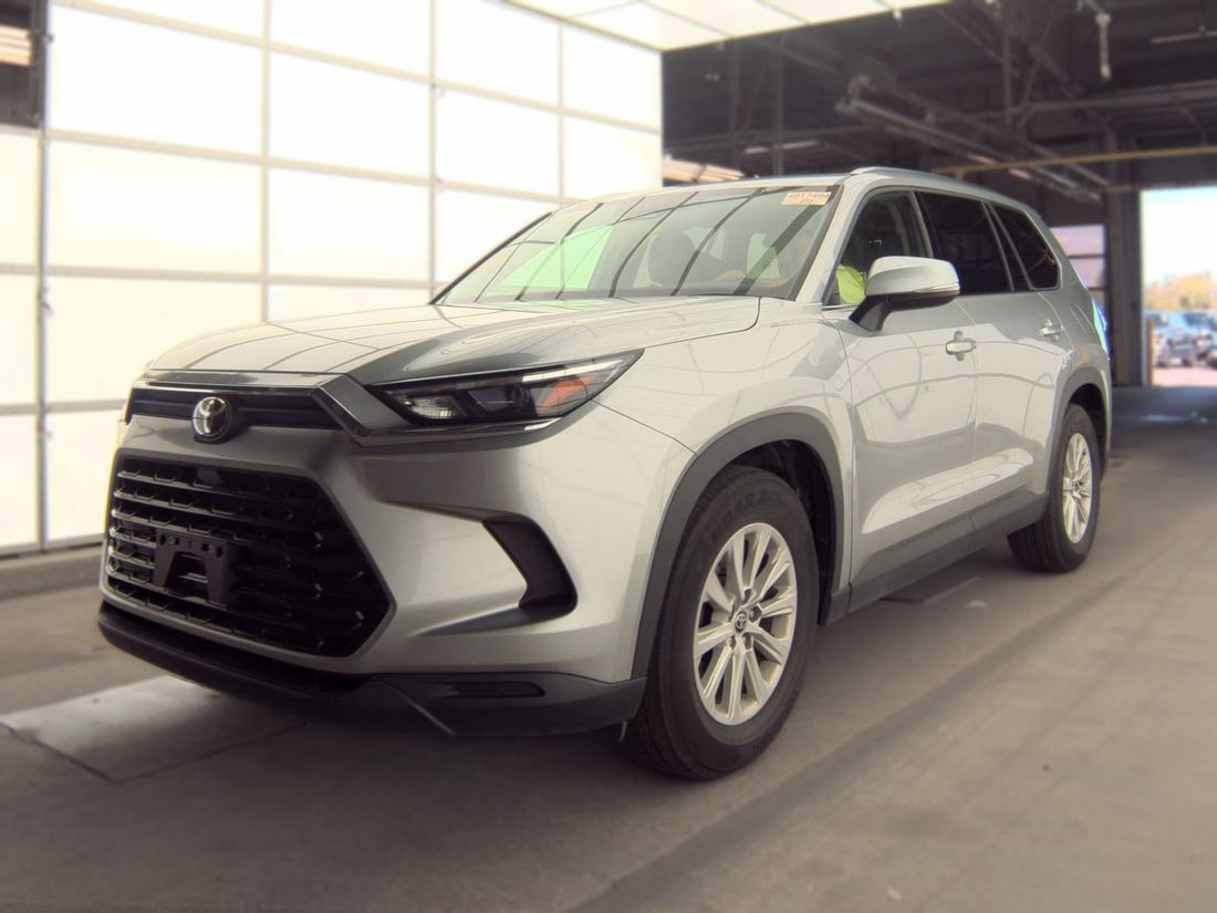 2025 TOYOTA 15 Series