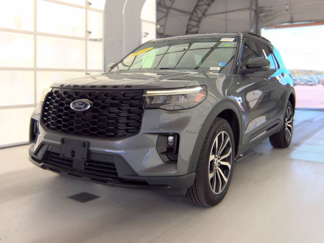 2025 FORD ST-Line