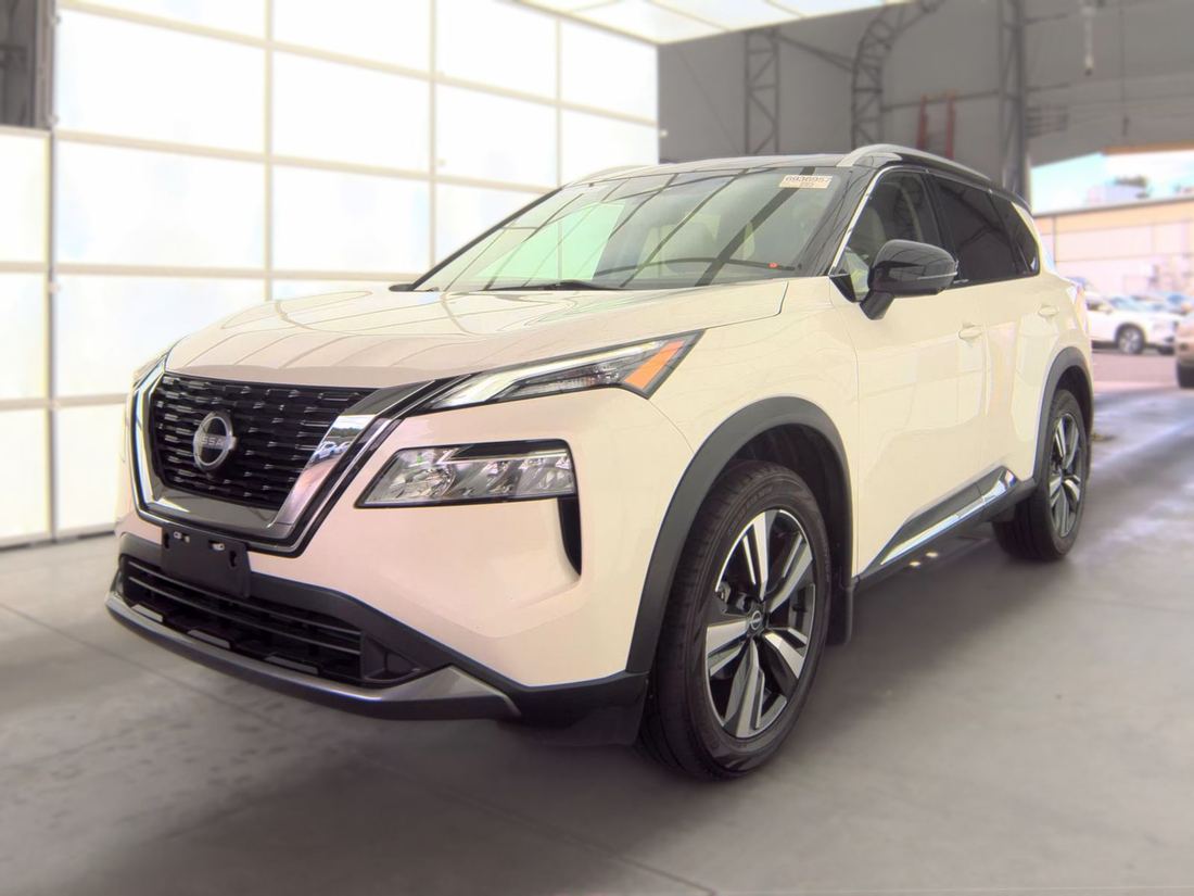 2023 NISSAN SL