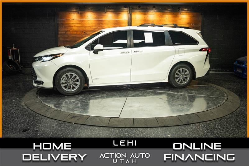 2021 Toyota AXLH40L