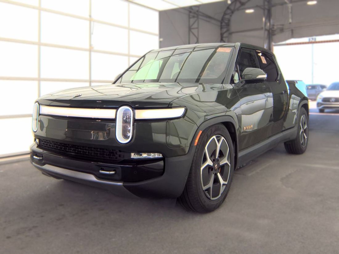 2022 RIVIAN Adventure