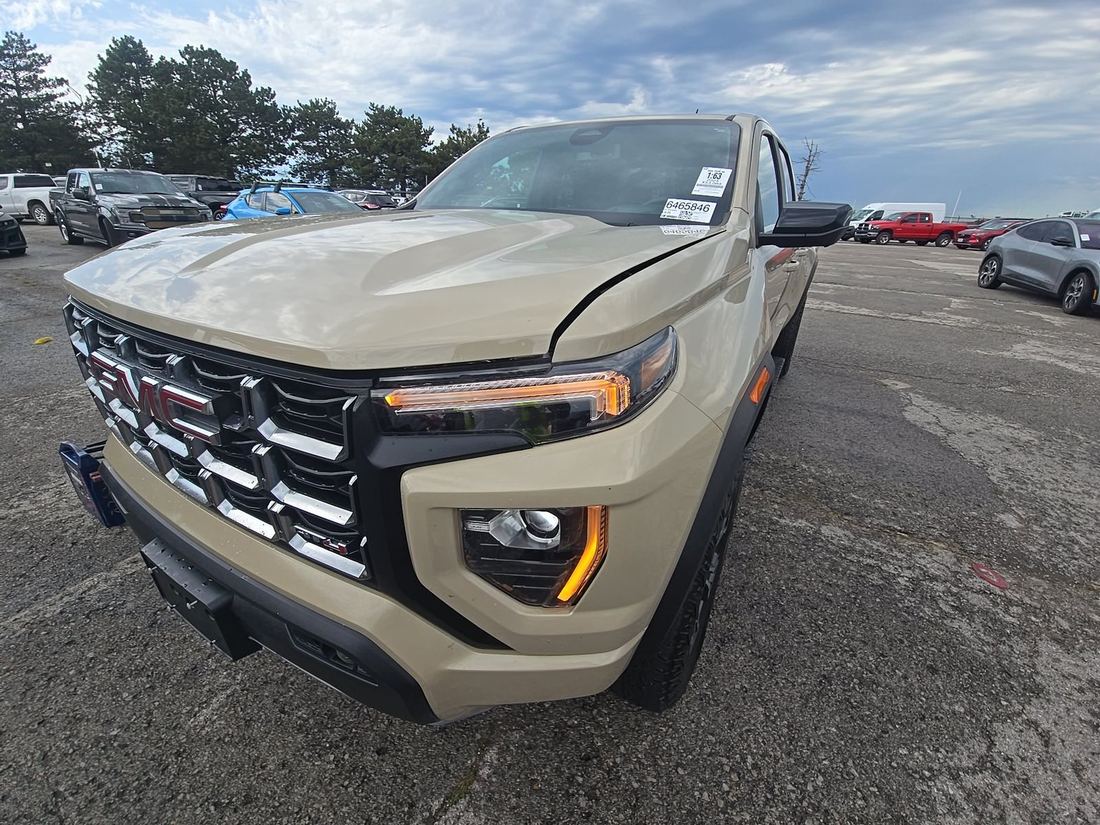 2024 GMC AT4