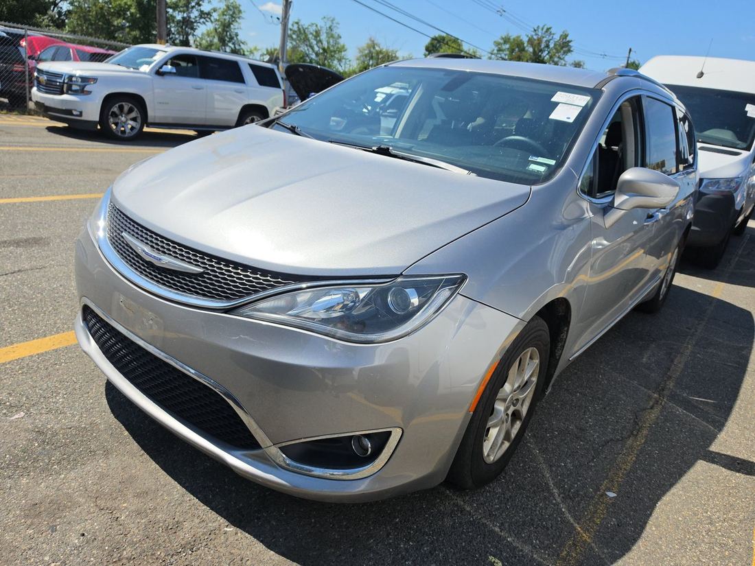 2020 CHRYSLER Touring L