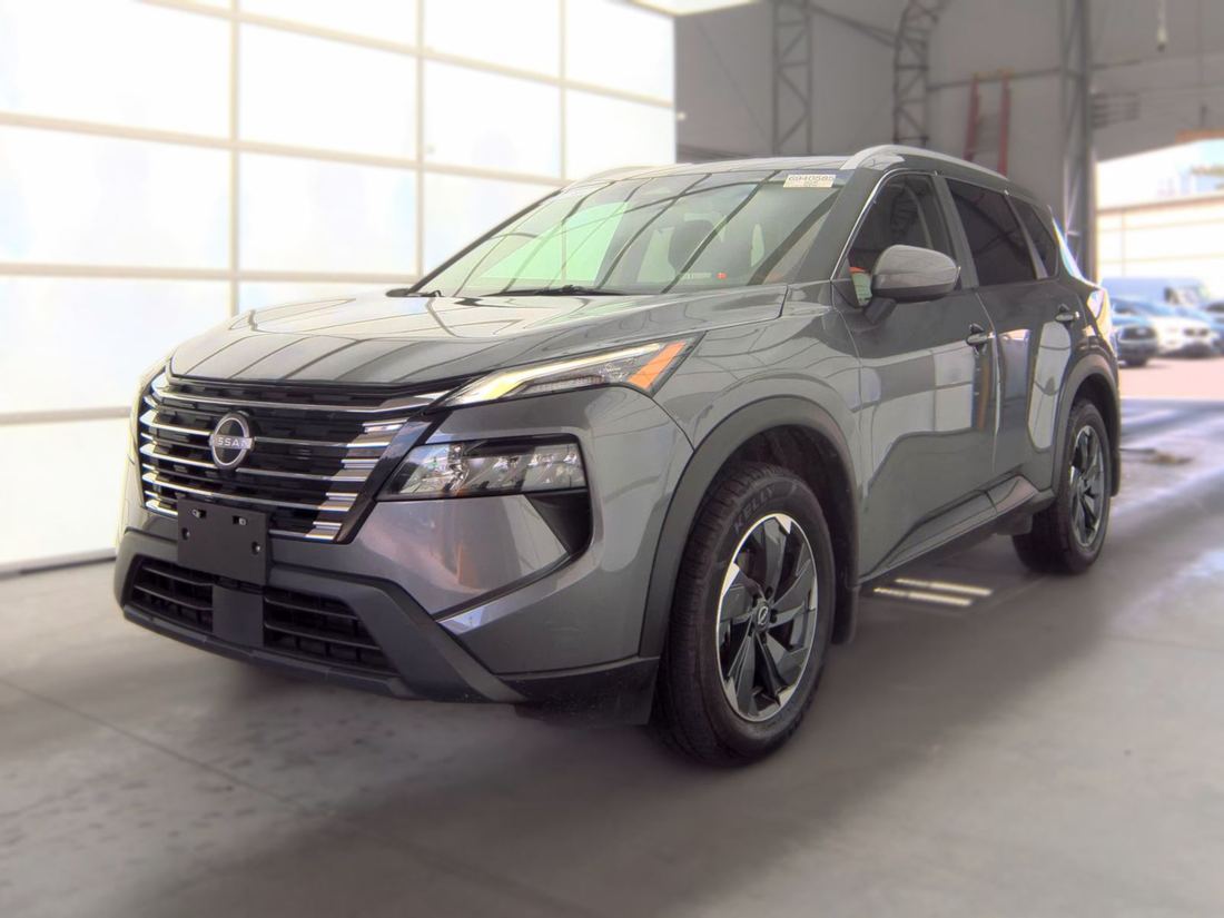 2025 NISSAN SV