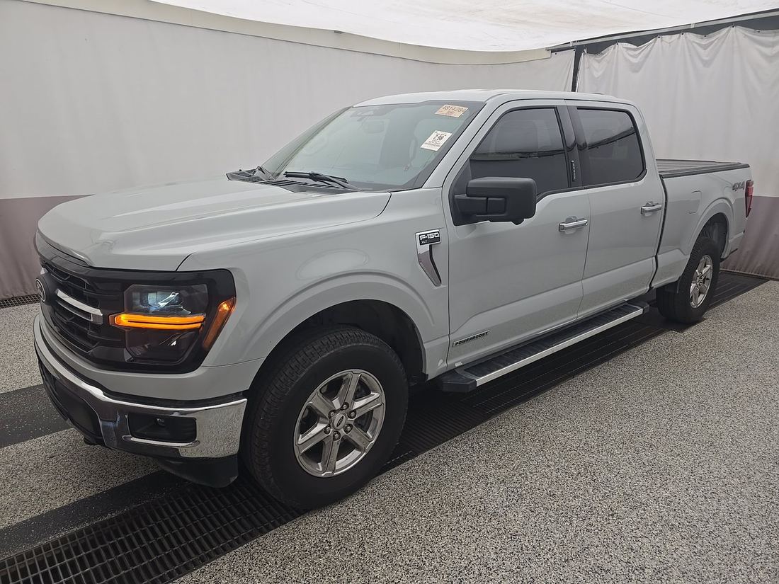 2024 FORD XLT