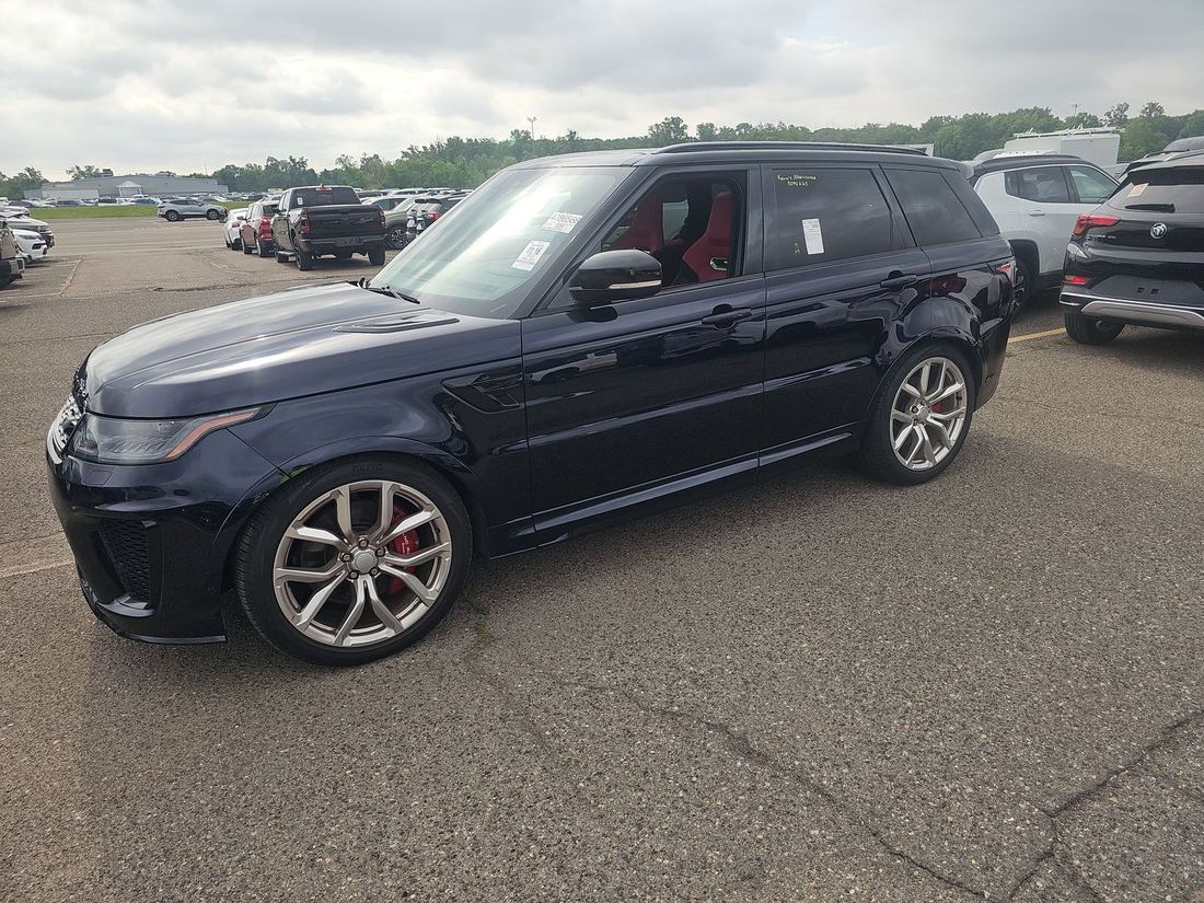 2022 Land Rover SVR / SVR Carbon Edition