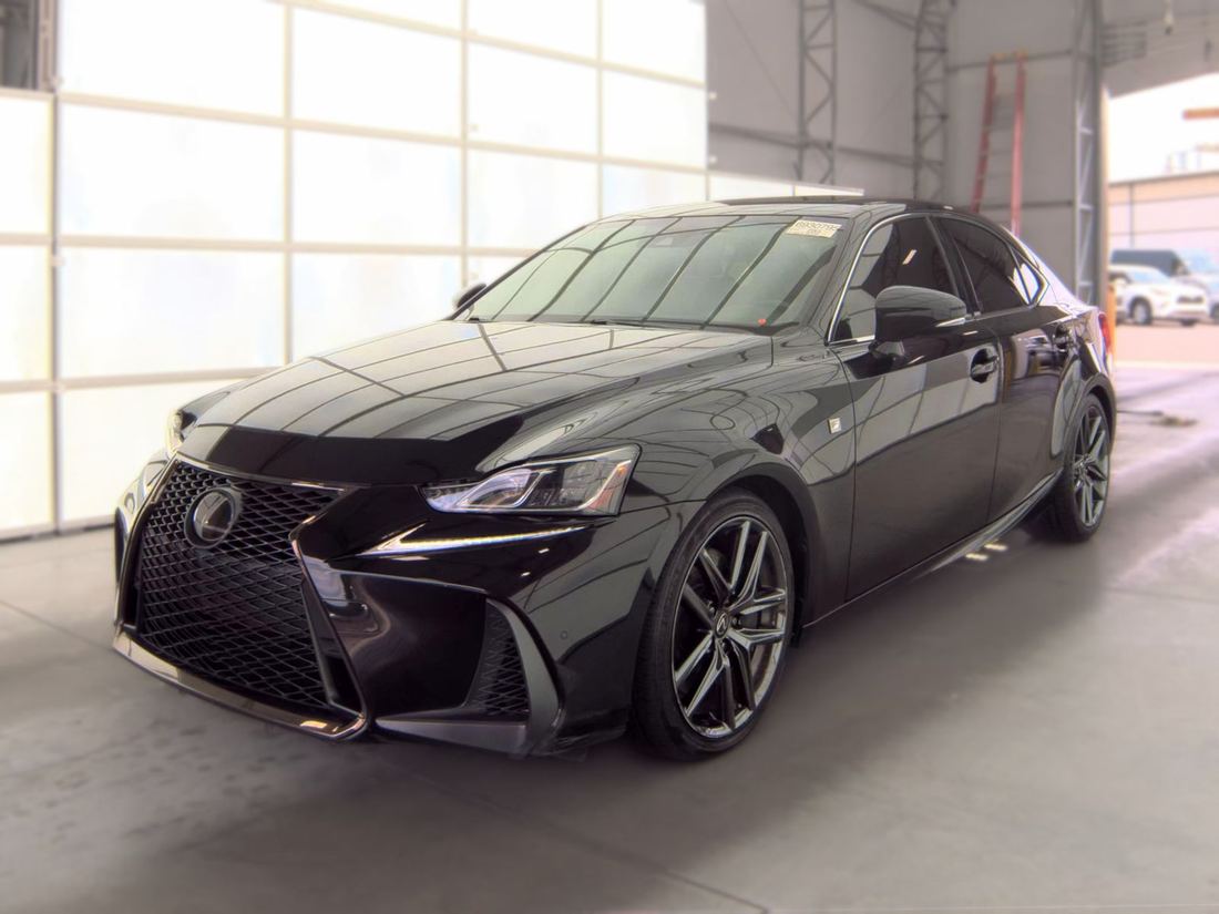 2020 LEXUS GSE37L
