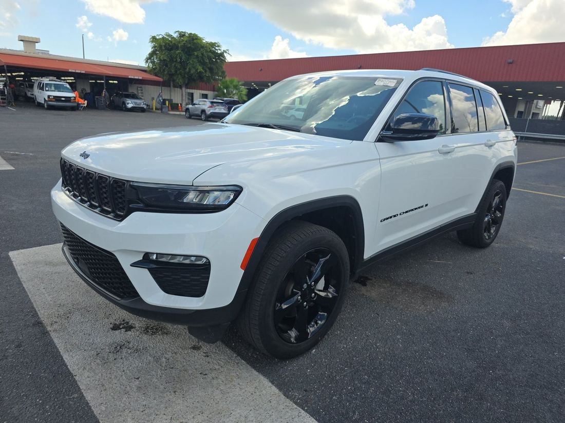 2023 JEEP Limited