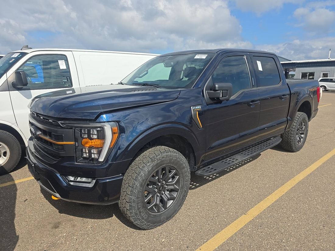 2023 Ford SuperCrew