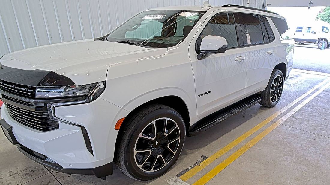 2023 CHEVROLET RST